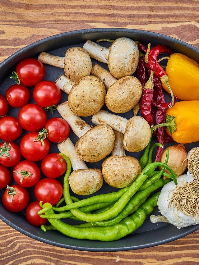 cropped-casserole-dish-vegetables-mushrooms-2776735.jpg