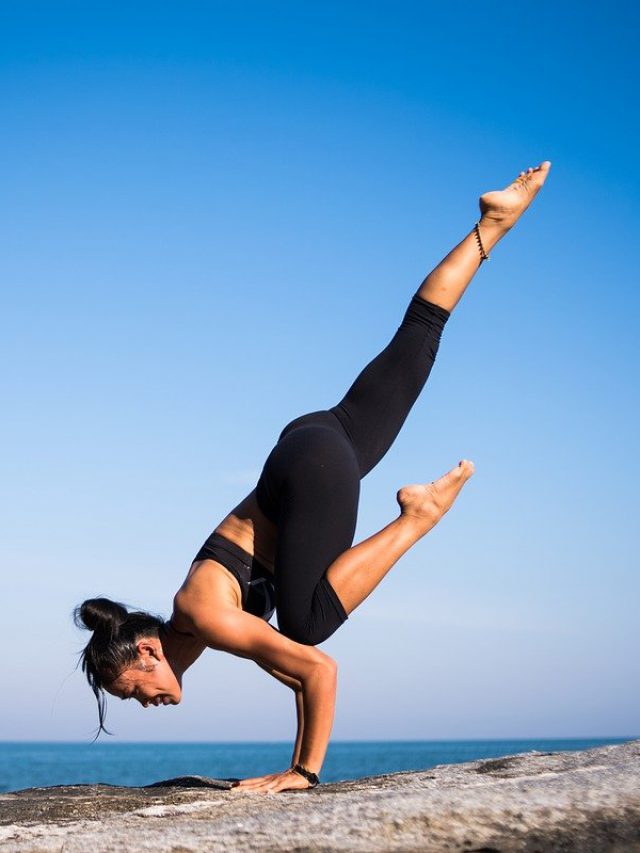 cropped-yoga-strength-woman-2587066.jpg